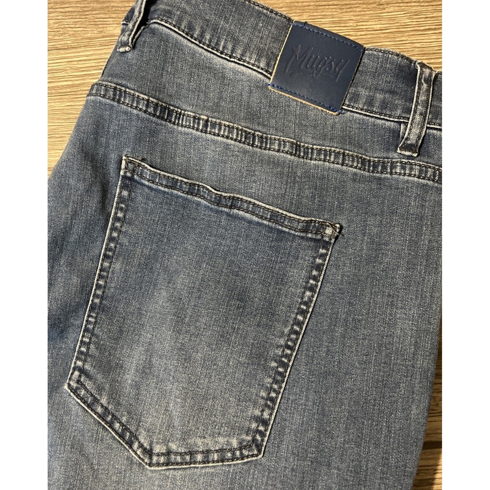Mugsy Lake Shores Medium Wash Slim Straight Stretch Blue Jeans Size 38x34